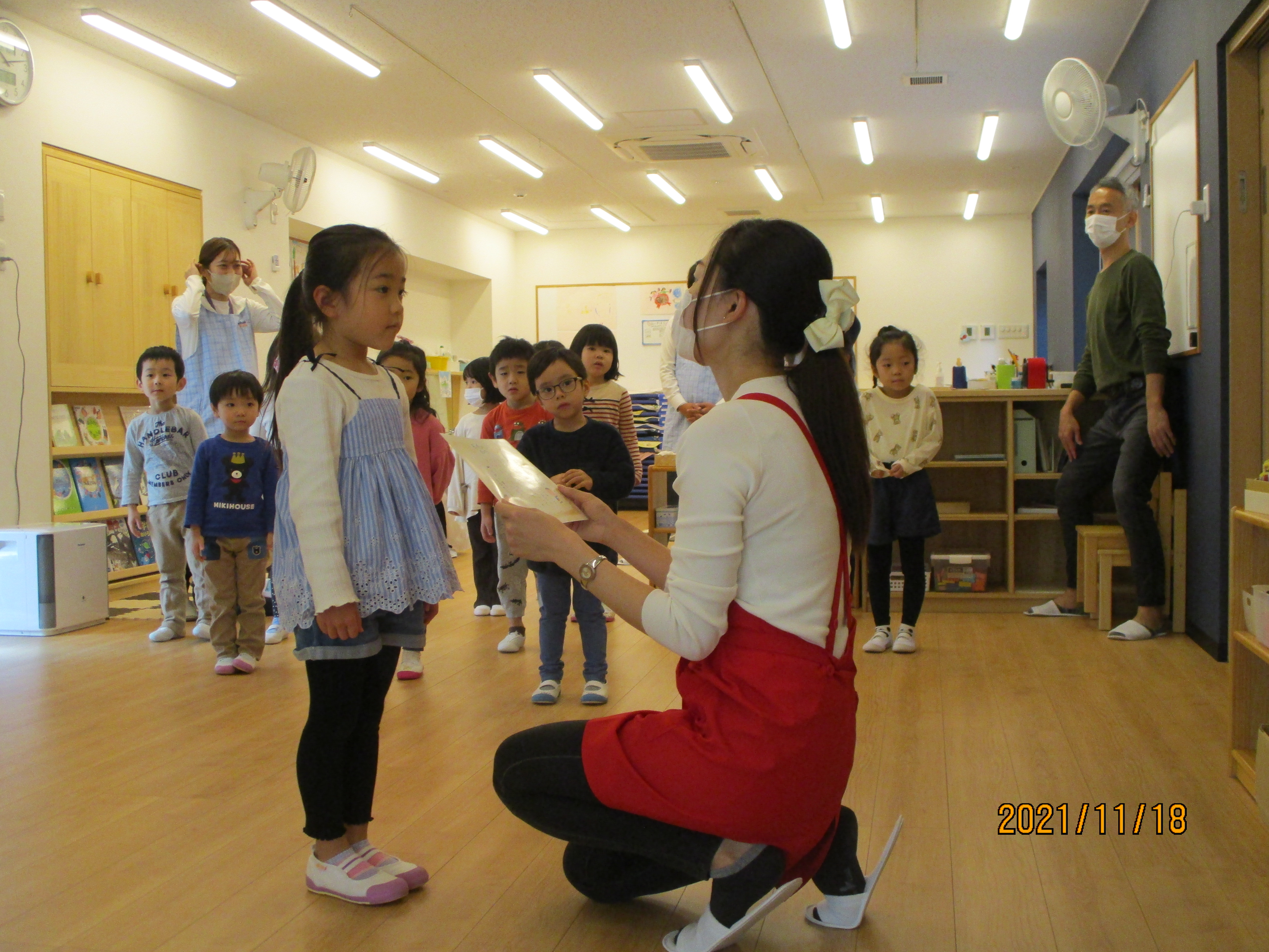 表彰状授与_大塚四丁目園の園児