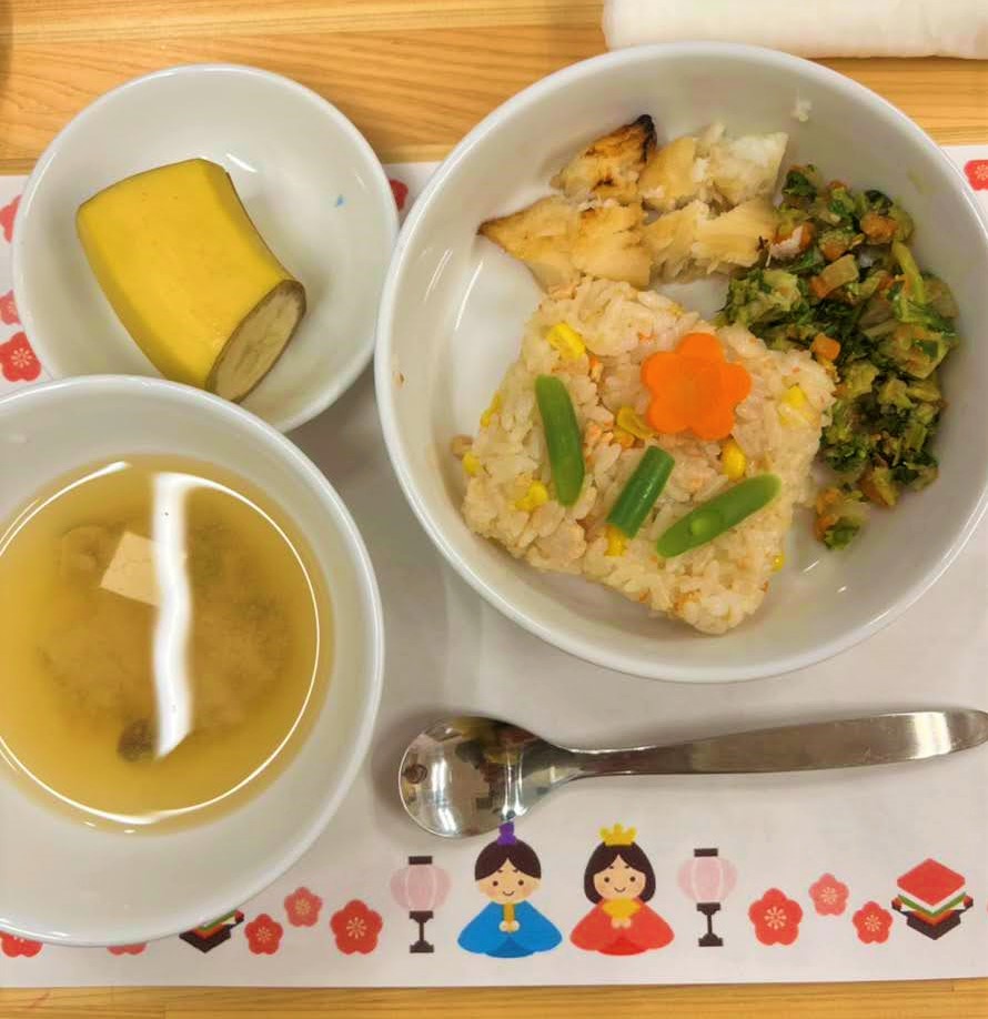 ひなまつりの給食