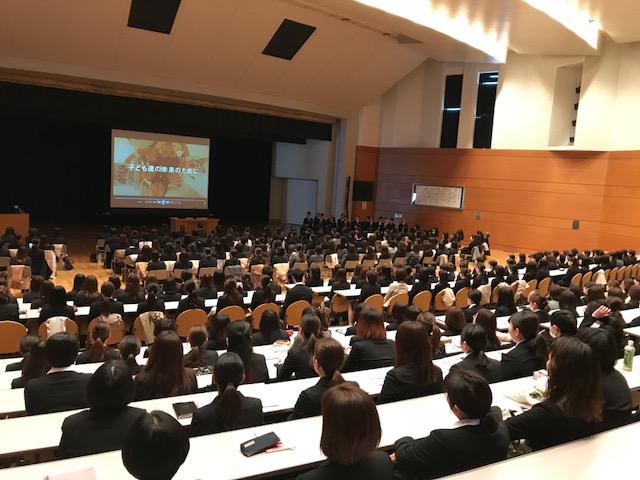 いい笑顔がいっぱい集まりました！＠2018年4月入社 入社式