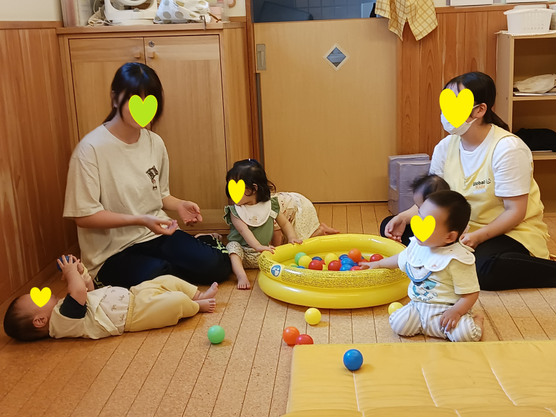 つぼみ組のたのしいボールプール遊び♪