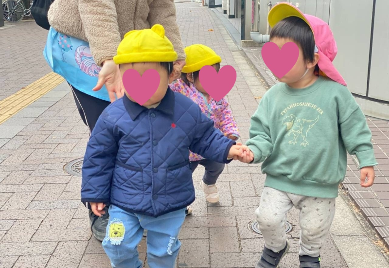 異年齢でのお散歩♪